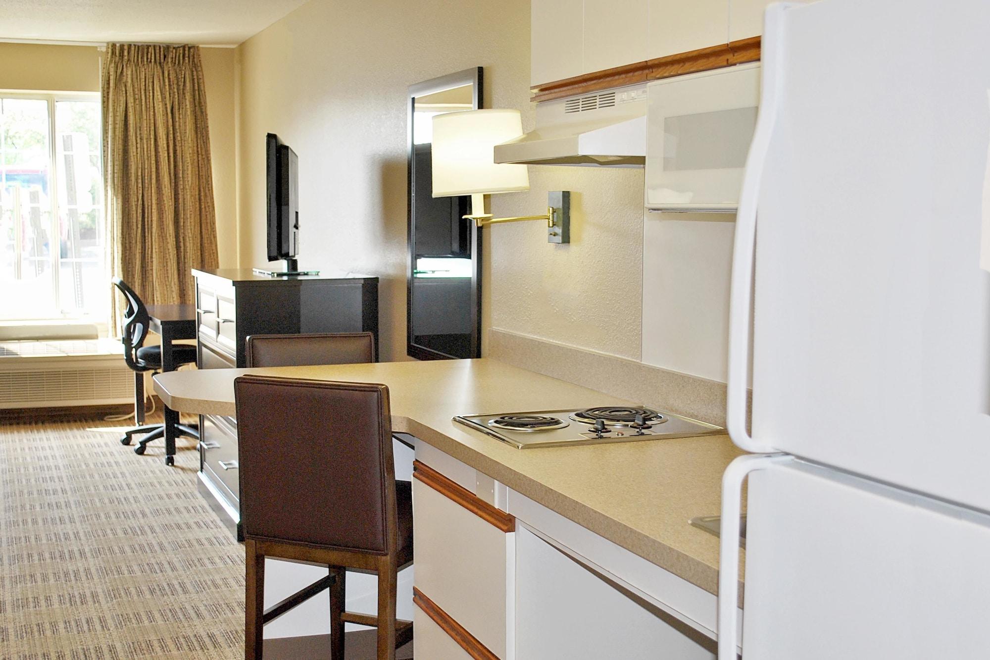 Extended Stay America Suites - Milwaukee - Brookfield Εξωτερικό φωτογραφία